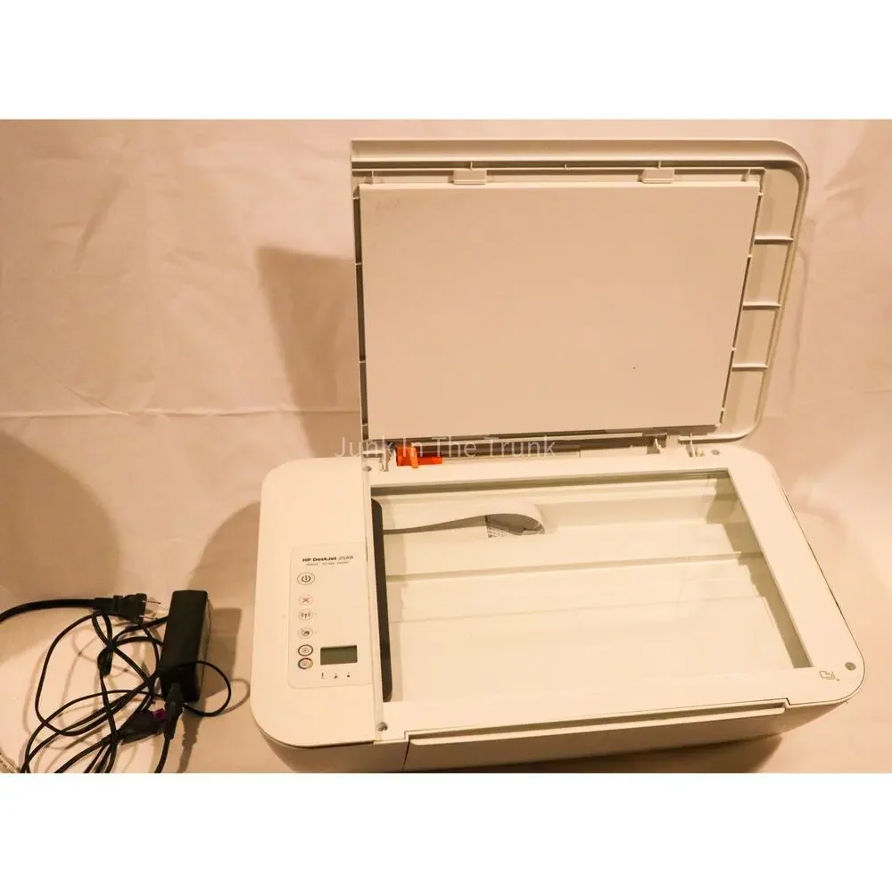 Hp Desk printer working but color red does not